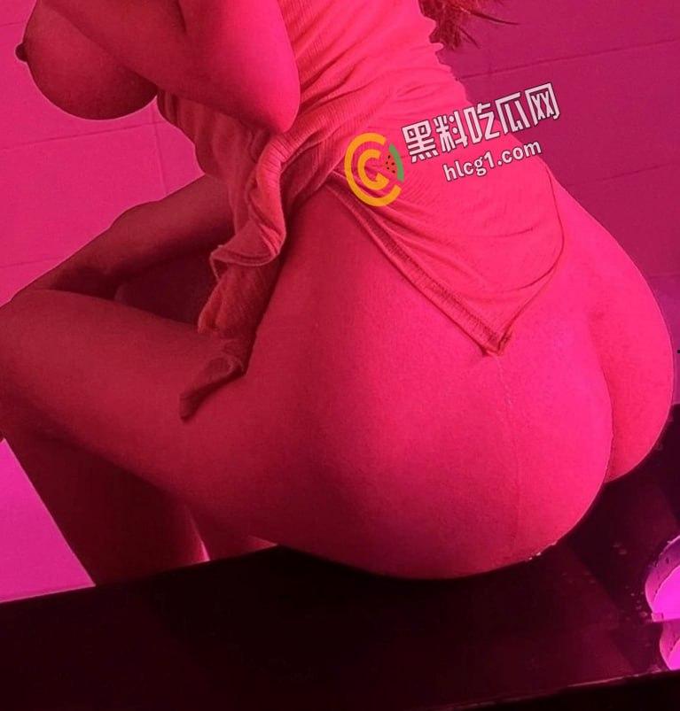 微博女神 闵雨晴 极品美照与大尺度做爱视频流出 如此完美的颜值竟然还有着傲人的巨乳-8