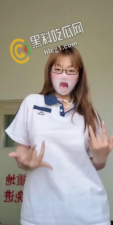 抖音风骚舞 裸舞 换装合集秀！各种极品身材小姐姐为你展示自己美好的身体！-11