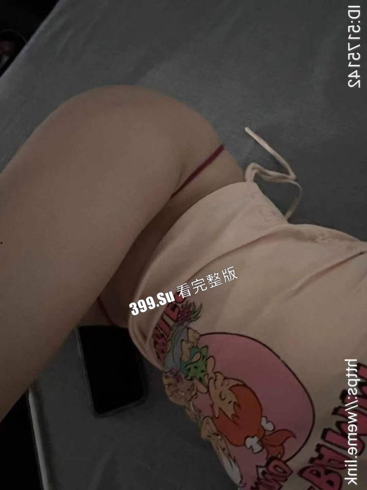 抖音200万粉 #VC #vickyyyii 舞蹈区搞笑博主的微密圈付费内容 没想到抖音里经常出现家人  也抵不住金钱的诱惑开始卖骚了-20