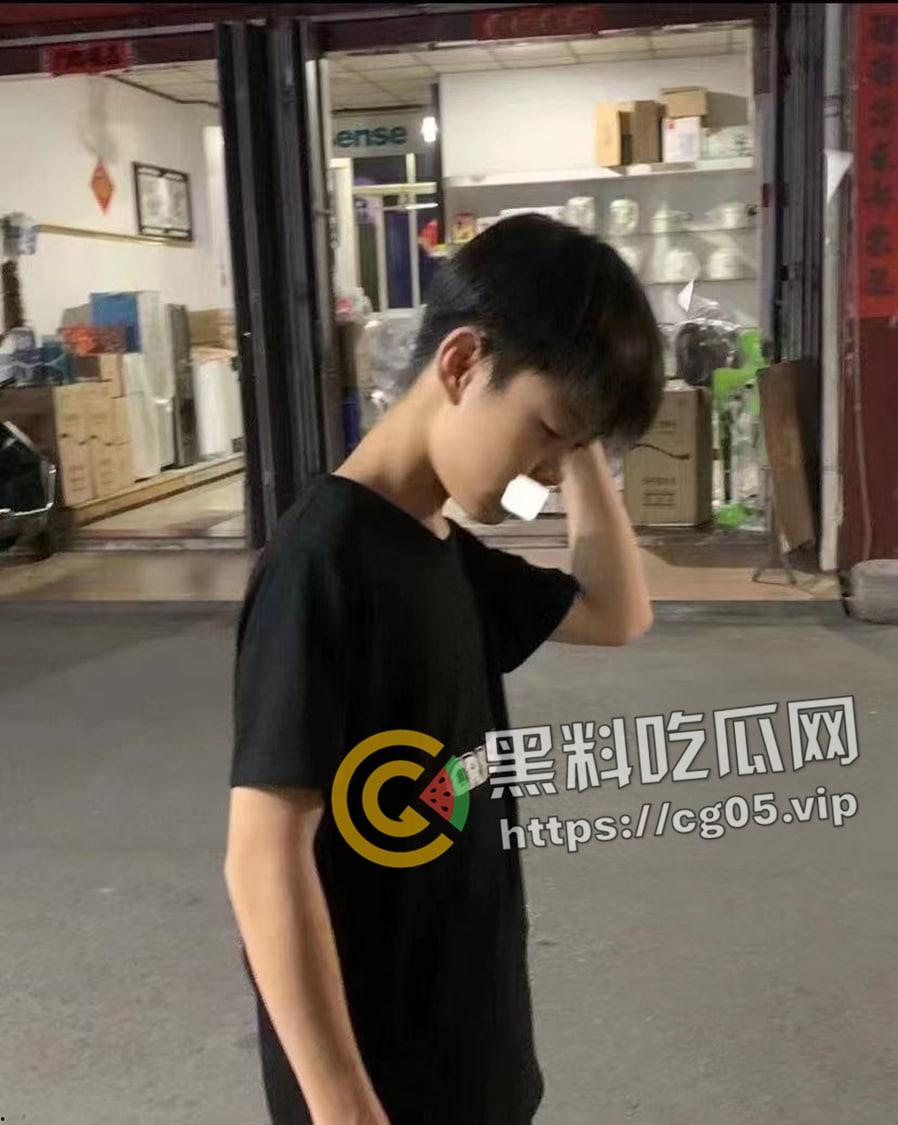 潮汕彩塘宏安中学学生砍人 女学生当场把同学耳朵砍掉 吓得学校学生第二天不敢来上学-3