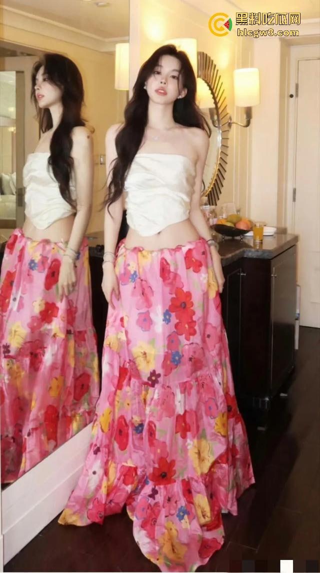 500W粉网红『谢欣桐』劈腿大戏！恋爱四年跑进富二代怀抱，私密视频曝光，干湿分离成神秘操作！-32