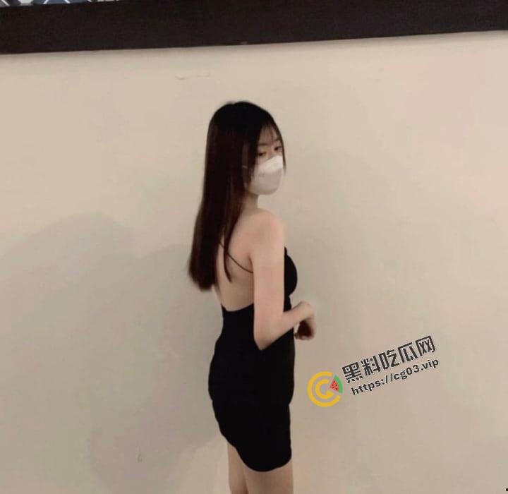 台湾 tiktok 在Twitch的游戏小网红 私拍流出  甜美的脸蛋下竟然还有如此一对完美巨乳！！！-10