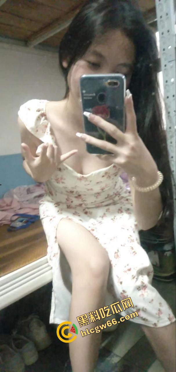 南方学院大三骚御姐【宁宁】外表清冷床上是欠干母狗，被男友后入插到发浪尖叫，粉嫩穴穴连喷三次！-10