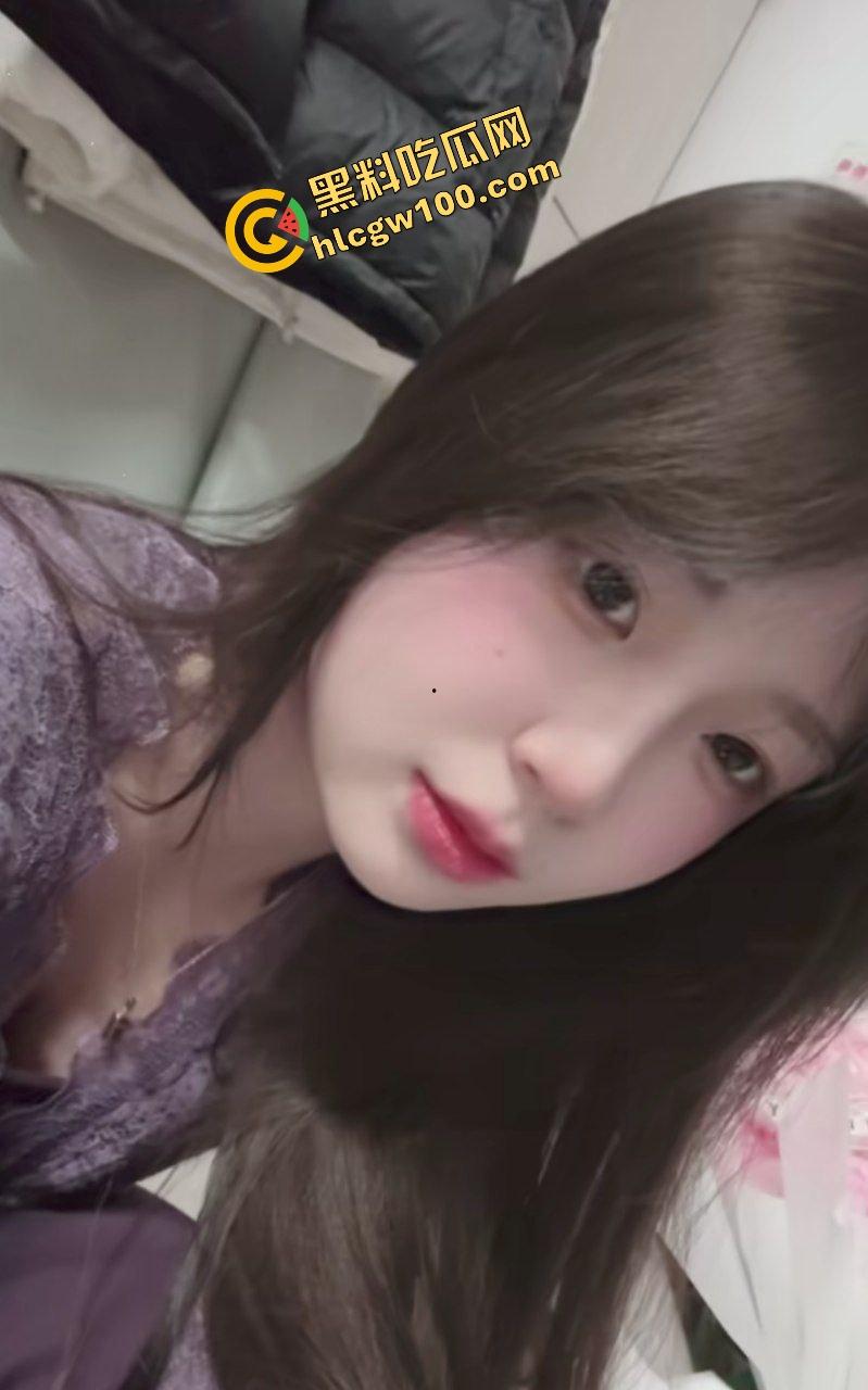 上海电影艺术清纯嫩妹反差婊【赵雪】诱惑身材玩全裸自拍，酒店被操猛怼骚逼翘臀！独家曝光流出！-1