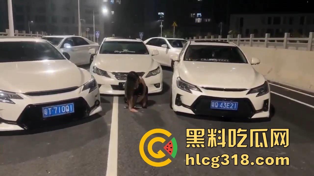 深夜出来溜车随便跟车队模特来场友谊赛！性感黑丝精神小妹 在线无套后入！-2