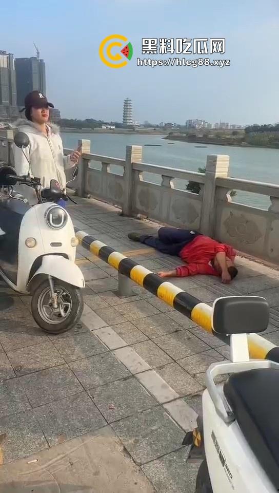 广东化州【小梦梦】直播被猥亵崩溃，这变态男精神病？拘留归案，网友纷纷支招！-8