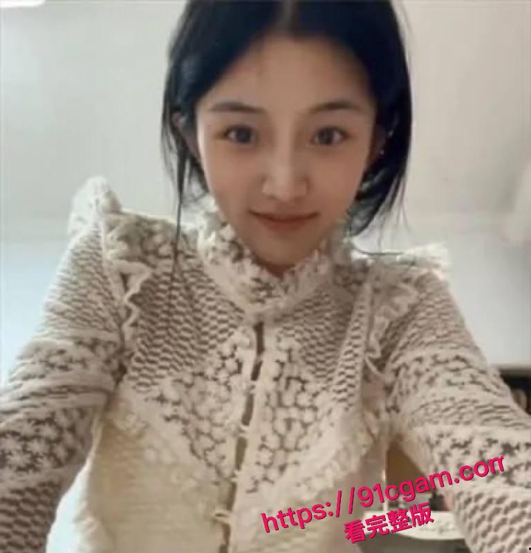 上海师范大学校花邓乔馨不雅聊天视频流出，清纯人设秒崩反差炸裂！  #上海师-2