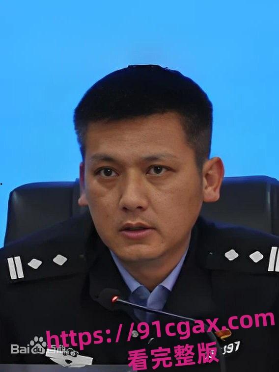 云南省红河州泸西县公安局副局长 余张 出轨派出所女辅警 人民的好警官已破防！-9