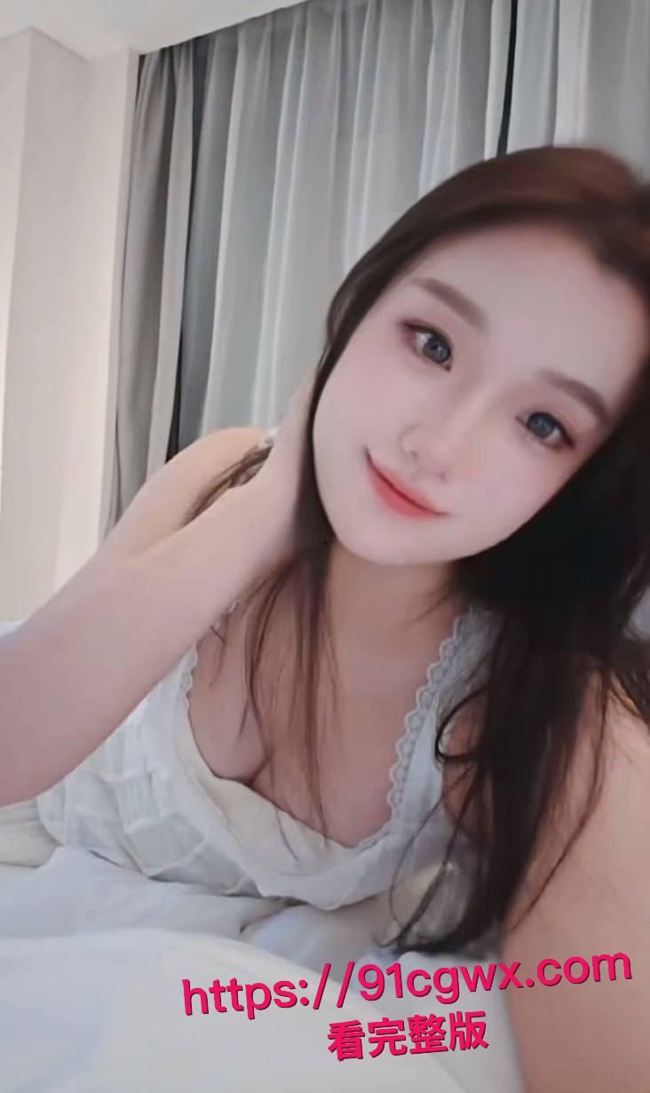 推特清纯反差女神Ceasonshot99的私密狂欢夜，顶级身材直击灵魂！-7