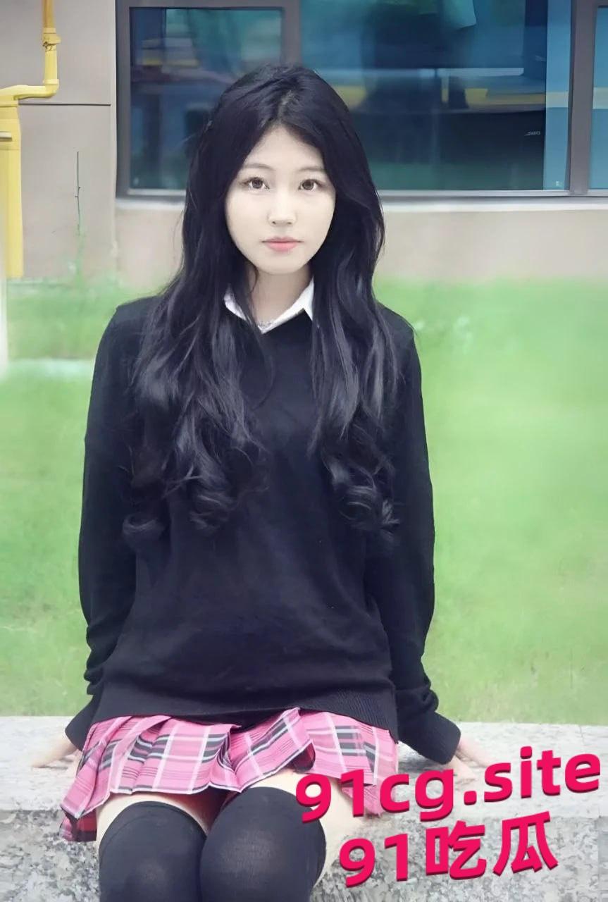 福建大学大一学生妹李梓涵和男友裸聊做爱泄密-3