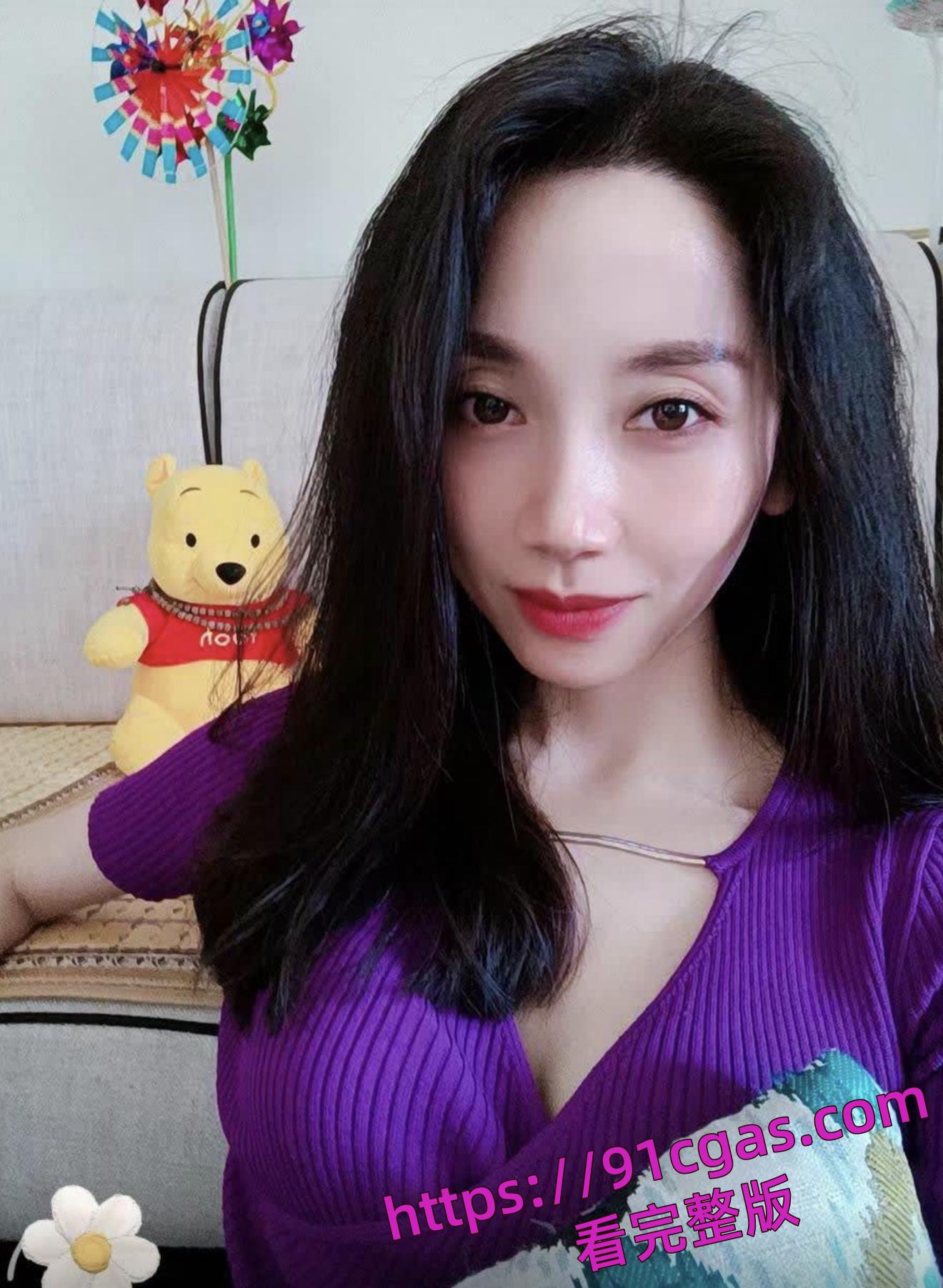 重庆沙坪坝区女干部徐艳霞惊爆不雅视频 被领导无套狂干被曝舔功了得睡遍官场！-1