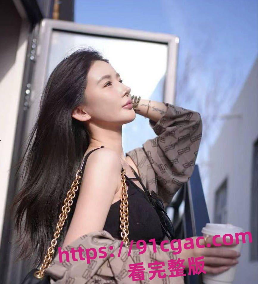 大哥狂刷刷600w都得不到的斗鱼知名女主播郁安楠 塌房了不雅视频流出被同行嘲笑！-4