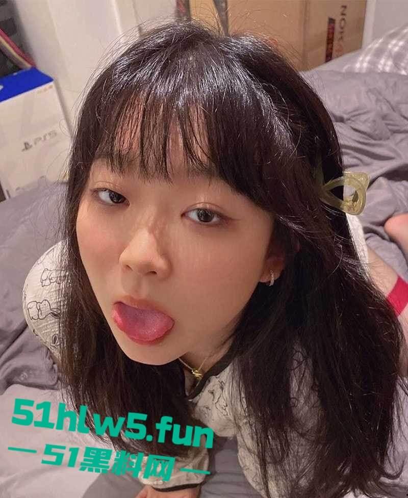 四川极品美女【李晓欣】身材完美，床技高超小母狗被绿帽男友和好兄弟前后夹击，双洞齐开视频流出。-10