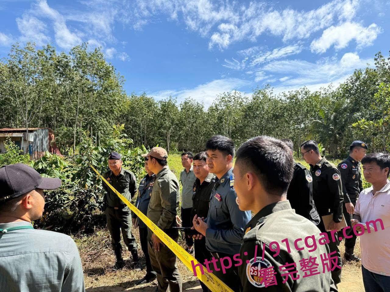 柬埔寨磅湛省灭门惨案 吸毒男子争吵纵火砍人 9死包括5岁女童全家无一生还-5