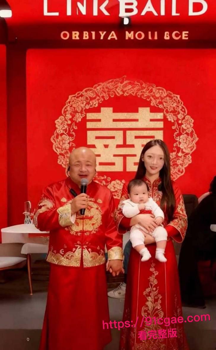 快手千万粉网红老狗被前妻白羽直播曝光 婚内出轨女徒孙佳昕 夜猫KTV聚众淫乱当场口交 录音与视频独家曝光！-7