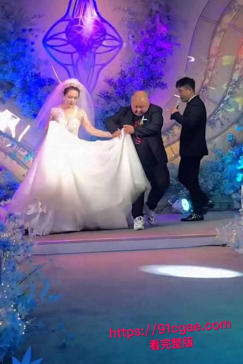 快手千万粉网红老狗被前妻白羽直播曝光 婚内出轨女徒孙佳昕 夜猫KTV聚众淫乱当场口交 录音与视频独家曝光！-8