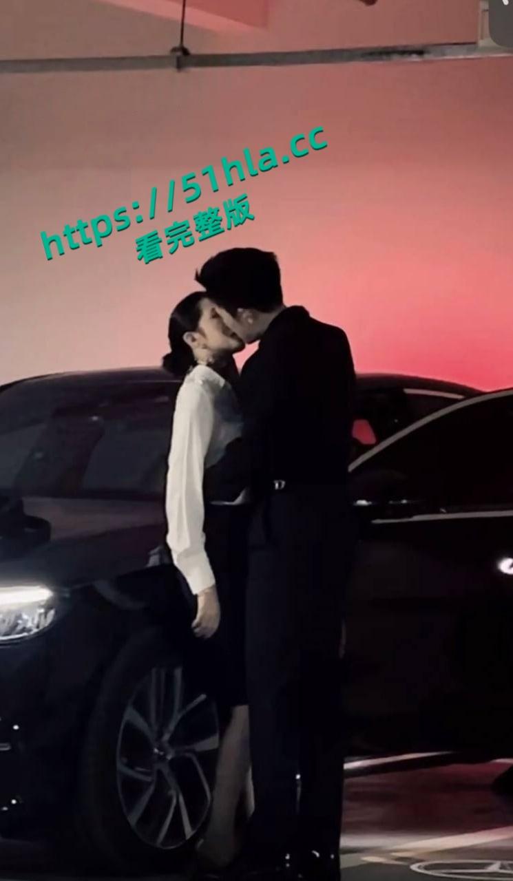 抖音网红律师【西绿】人设塌房假律师身份曝光，同事张辰铭假cp真炮友，二人性爱视频流出全网疯传！-18