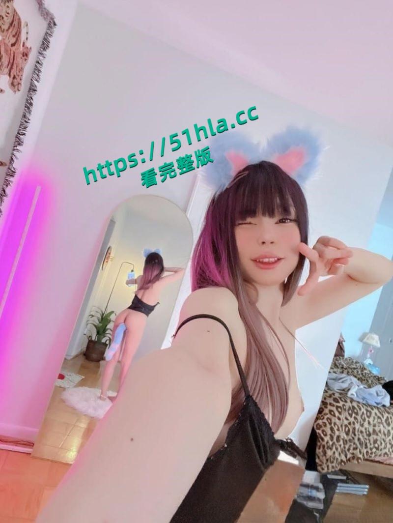 极品Coser女神【aamaimaiofficial】尾巴肛塞道具插逼，蜜桃臀摇摆诱惑欲罢不能！-2