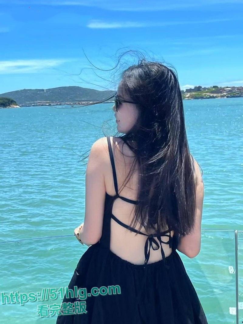 【武汉】东西湖人妻【胡丽】出轨被曝！与小鲜肉炮友激情销魂，小少妇逼毛旺盛淫水超多，真是极品！-3