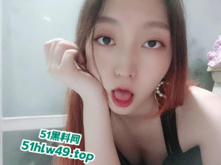 富豪瓜友投稿，杭州附近人撩骚的主播性感骚逼【刘美君】奶大腿长三点粉嫩太诱人了！-11