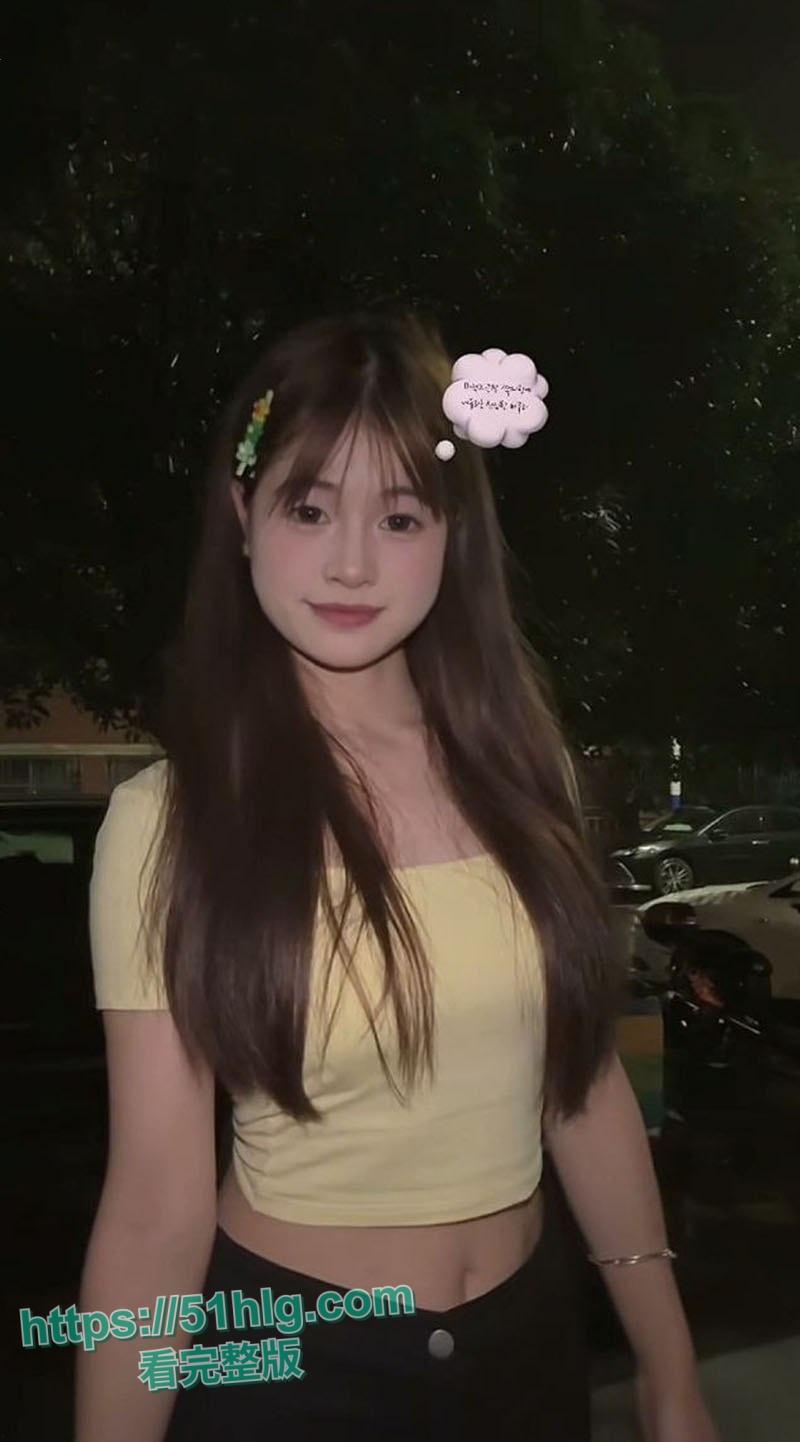 【安徽】00后极品嫩妹【张艳明】和男友私密激情！各种性爱姿势撩人心弦， 反差感爆棚-1