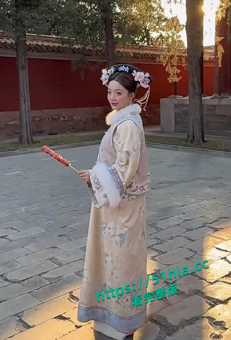 前小米总监【冯德兵】超级海王签了200多份包养协议，玩的顶尖美女被妻子发现，怒爆性爱视频与协议同步！-6