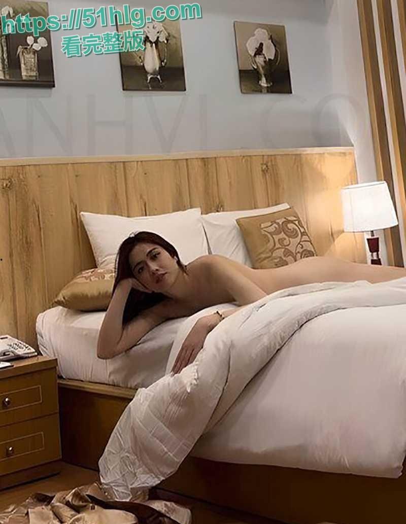 【越南】美女人妻检察官 【邓黎琼江】 与富商偷情视频流出 露脸口交无套做爱 离婚离职彻底塌房-11