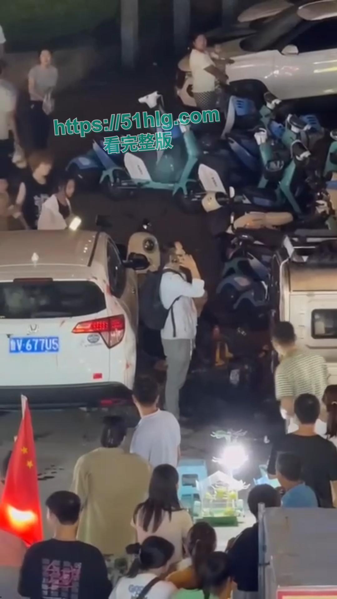 【山东潍坊】小康河夜市惊现血案！争地摊位引发骇人命案，两男激烈冲突，一刀封喉-4