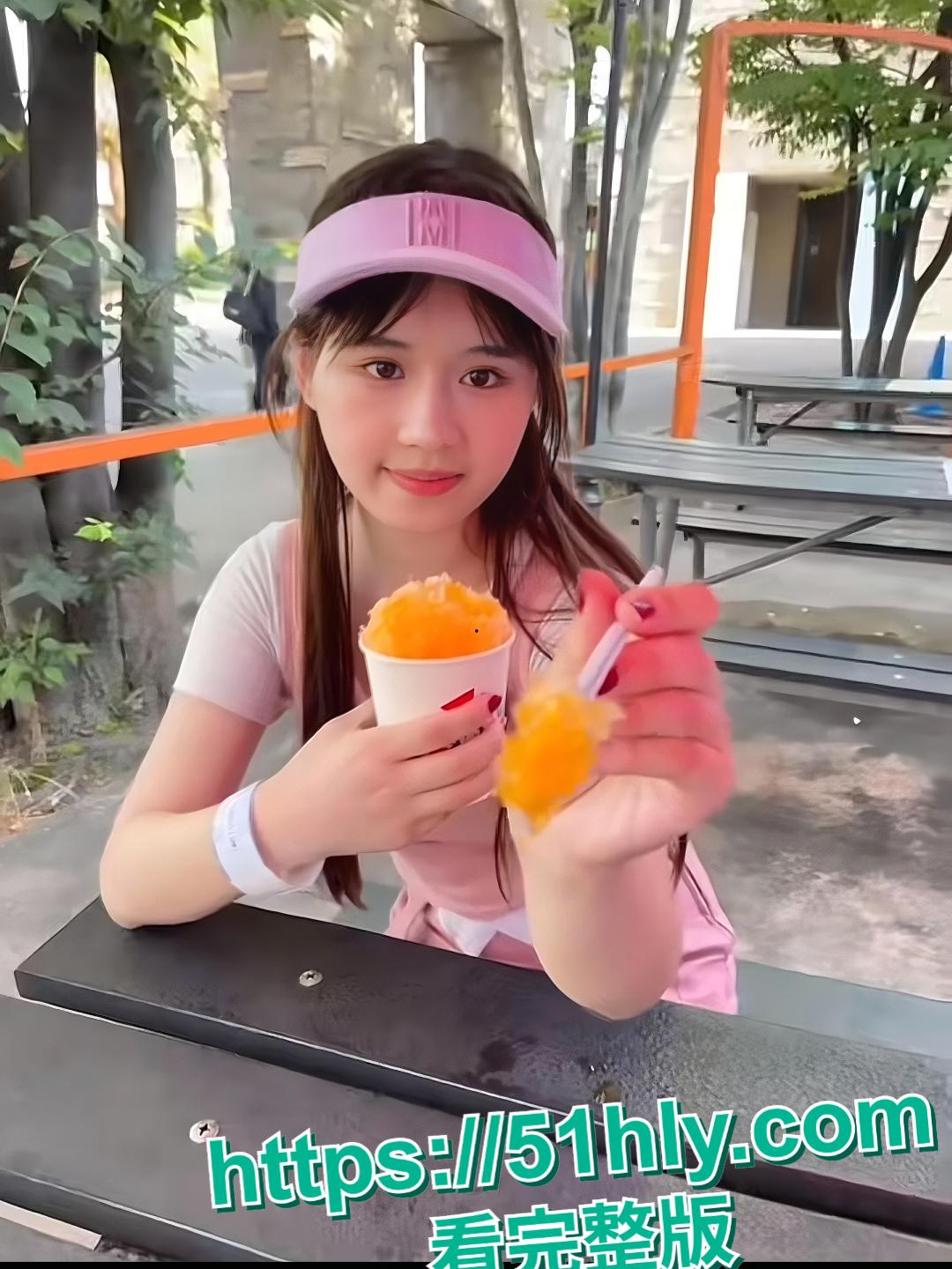 抖音400 万粉网红树莓人设崩碎！弃养 5 宠 + 未成年出轨，甜美面具下全是算计-6