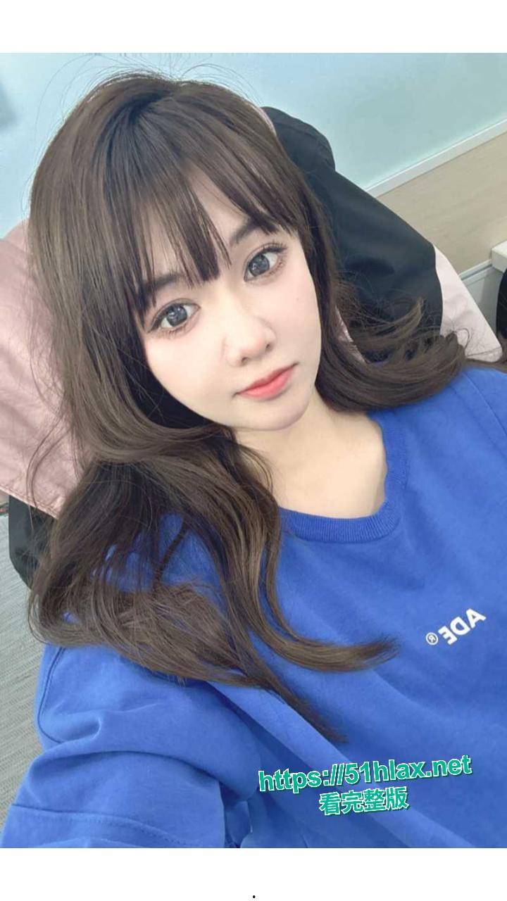 杭州公司极品女同事被瓜友拿下 脱光床上秒变荡妇 被大肉棒征服 完美露脸！-3