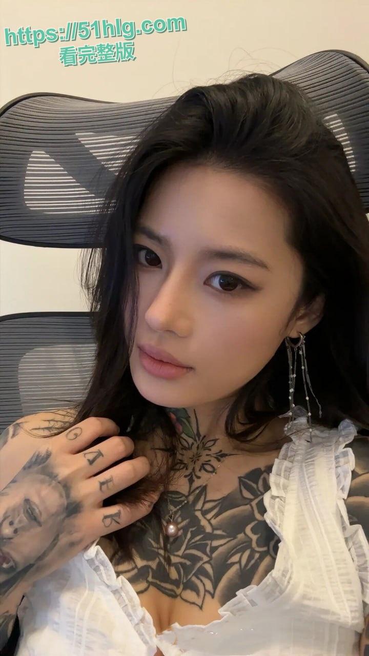 抖音网红【刺青阿诗】的绝美诱惑！巨乳翘臀征服神秘金主，姿态撩人，疯狂撞击销魂荡漾-2