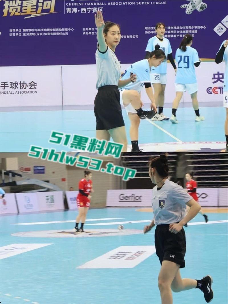 合肥师范学院手球队【李旗】酒店开房视频被炮友曝光，性感肥臀被抽打调教无套后入 !-1