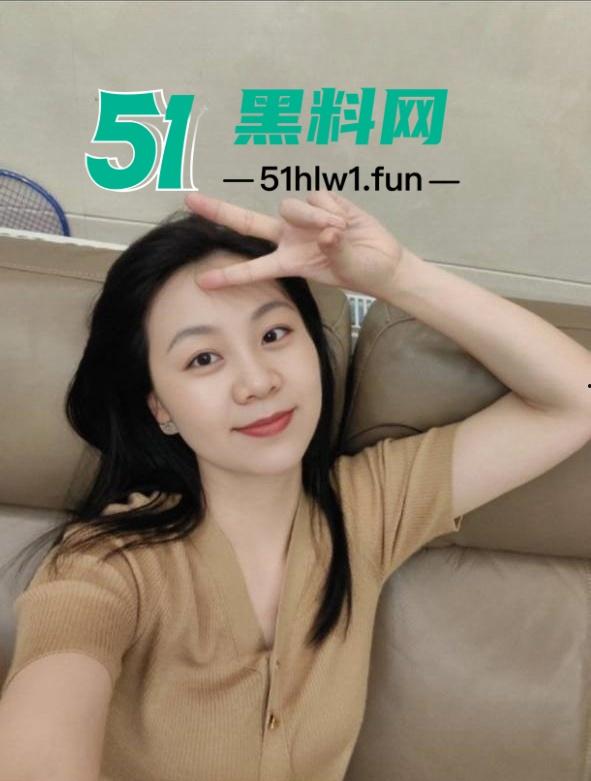 震惊炸裂，常州武进区黄镇党委书记【龚新宇】在工作群内发想看你泡澡的样子，前副镇长【金婉】视频照片曝光。-17