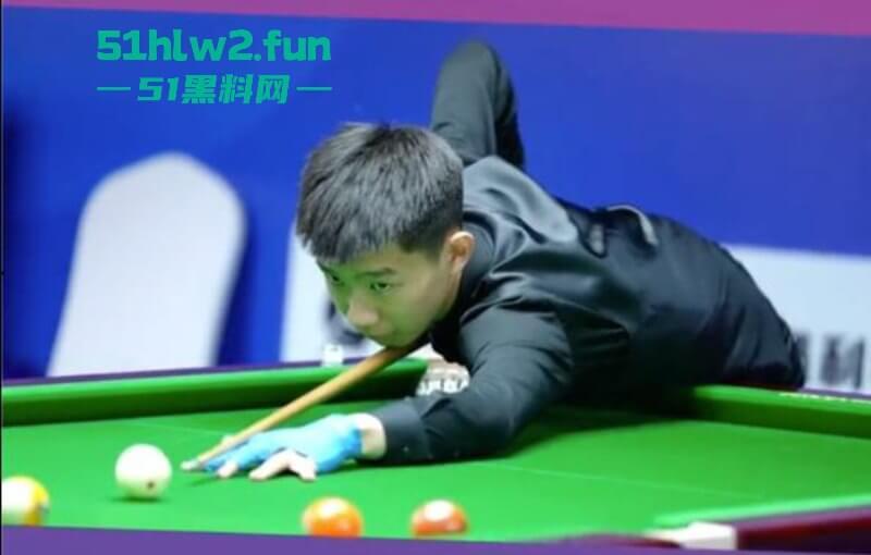 中式台球大瓜！安徽安庆宿松县腾勃中式台球职业联赛，台球天才跟女裁判房间打“台球”。-4