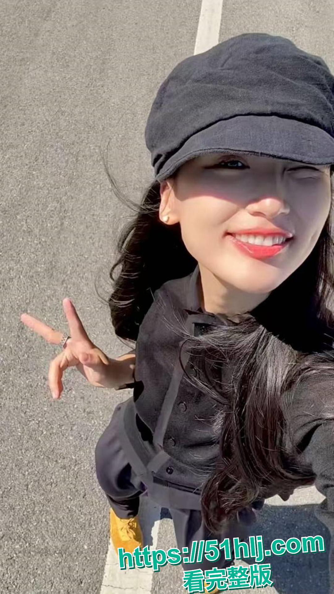 启东二喜永动机事件爆火全网！甜品店老板娘出轨17岁年轻店员 掌掴女儿抖音炫恋情 惹怒老公被视频揭露！-5