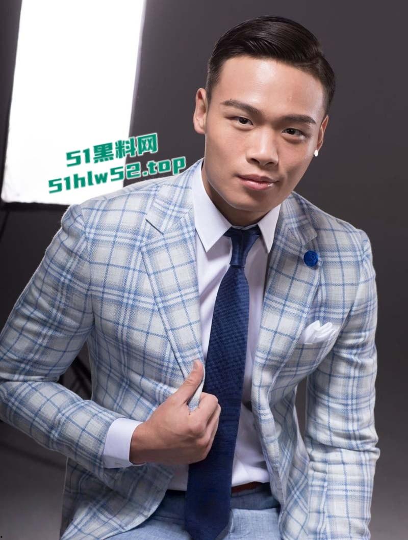 全网疯传的香港拳王【罗祖胜】和拳击女孩亲密视频，女主竟是抖音网红裸模【司徒慧玲】颜值与身材真是完美！-3