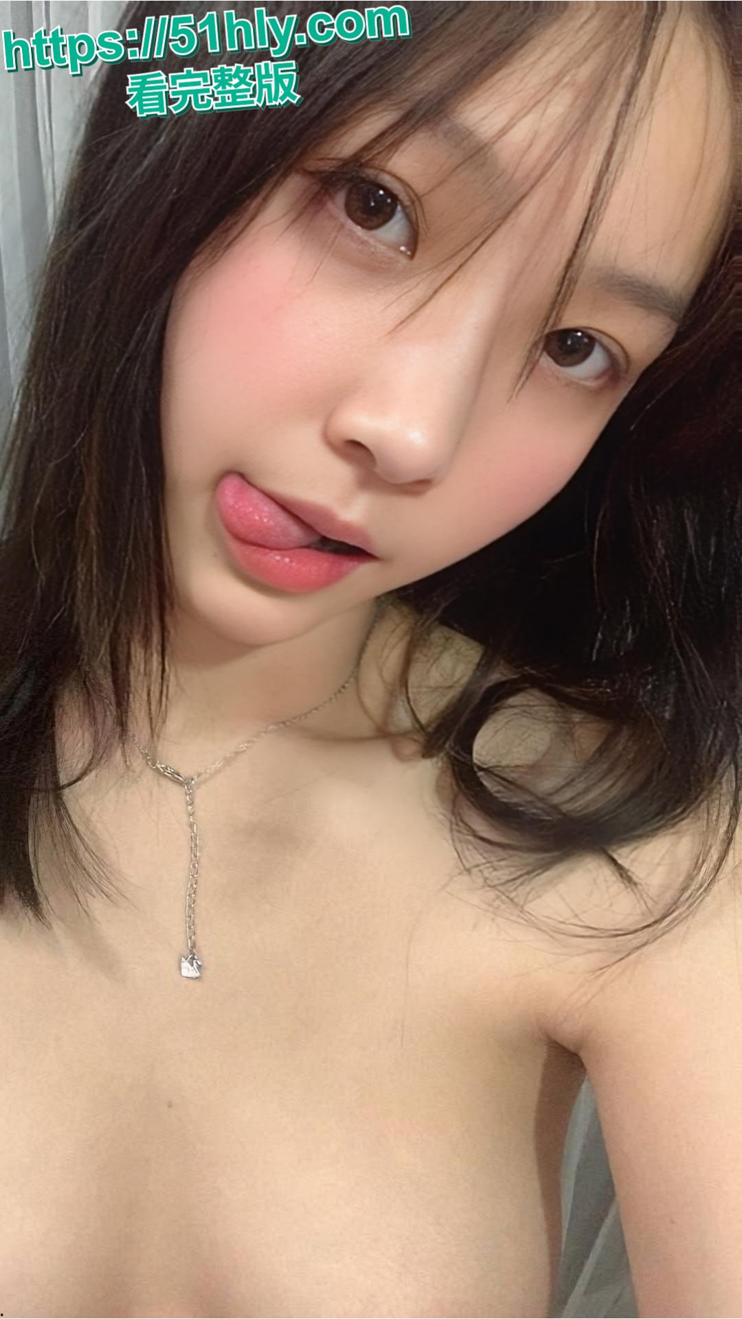 广东职业技术学院嫩妹赵亦舒艳照黑料炸裂！高颜值JK萝莉被男友在家后入爆操，全程翘臀迎合内射精液滴上逼毛！-9